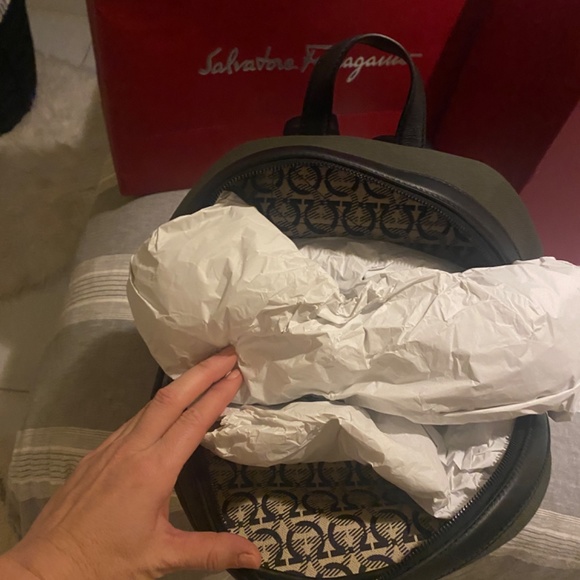 Salvatore Ferragamo - Picture 5 of 8